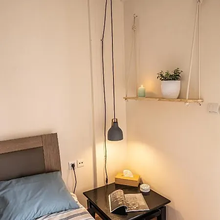 The Teal In Apartment